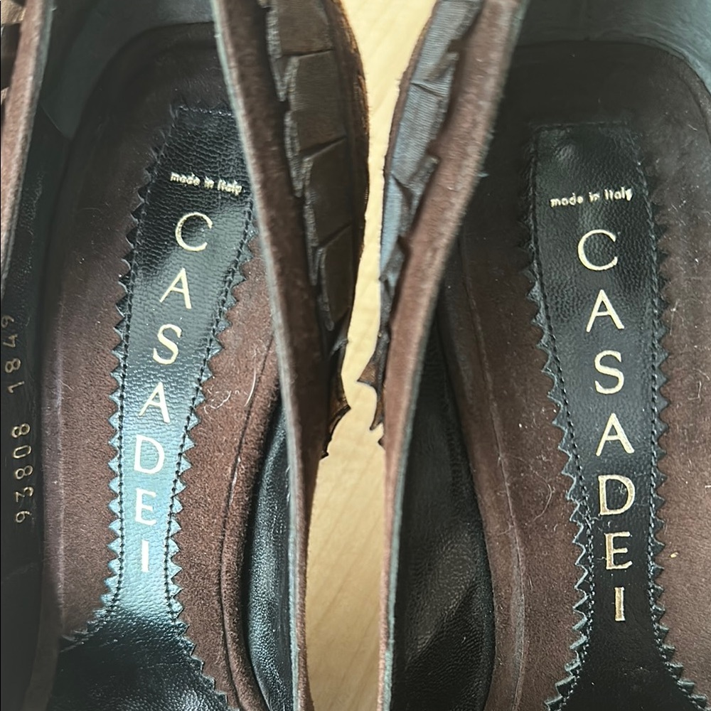 Casadei Brown Elegant Heels with Bow Detail - Picture 7 of 10